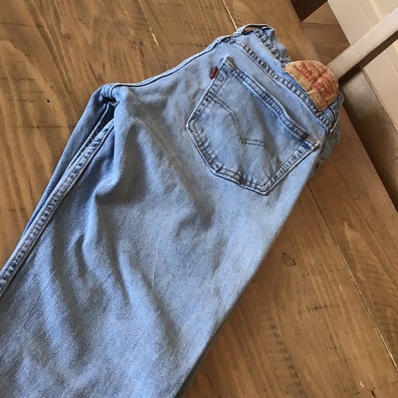 Levi Strauss Jeans - Picture 13 of 15
